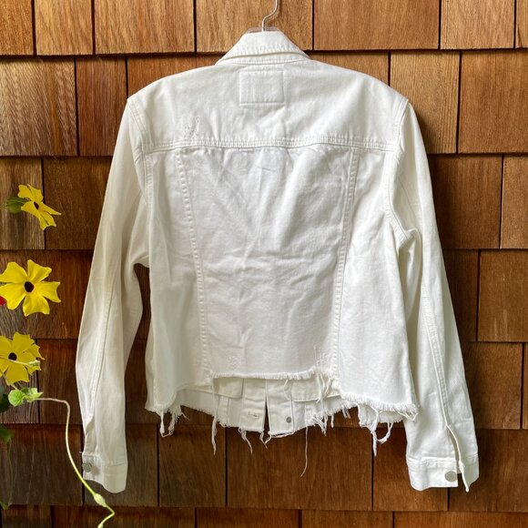 NWT BLANK NYC White Distressed Denim Raw Hem Jacket in Women's Large - Picture 11 of 16